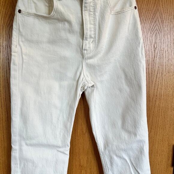 Abercrombie and Fitch, ecru, straight, ultra high rise, women's size 27-4R - Picture 3 of 10